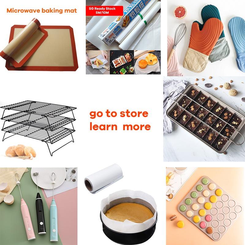 Carbon Steel 12 Cavity Muffin Pan Non-Stick Bakeware Square Pan Mould for Brownie 12 Hole Baking Tray Cupcake